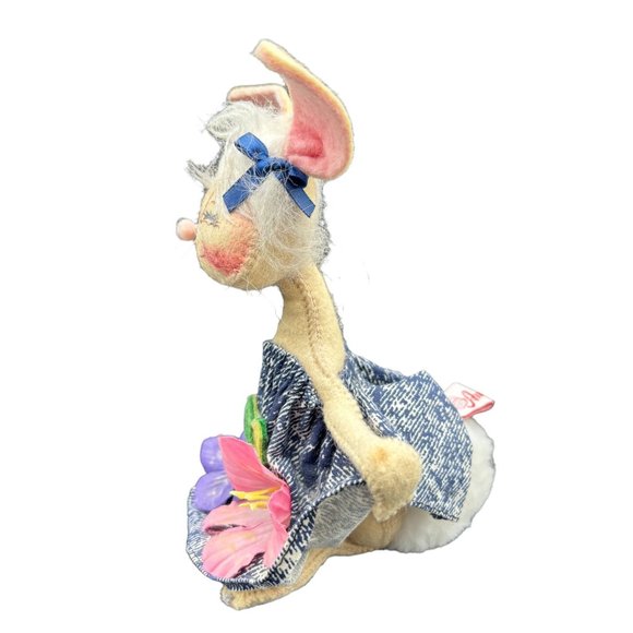 Vintage Annalee Spring Girl Bunny 1991 7 inches Easter Bunny Flowers - Picture 3 of 16